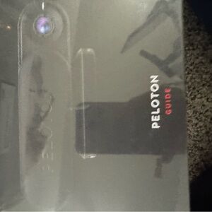 Peloton Guide in Sleek Black nwt